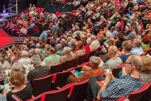 Alley Theatre Audience