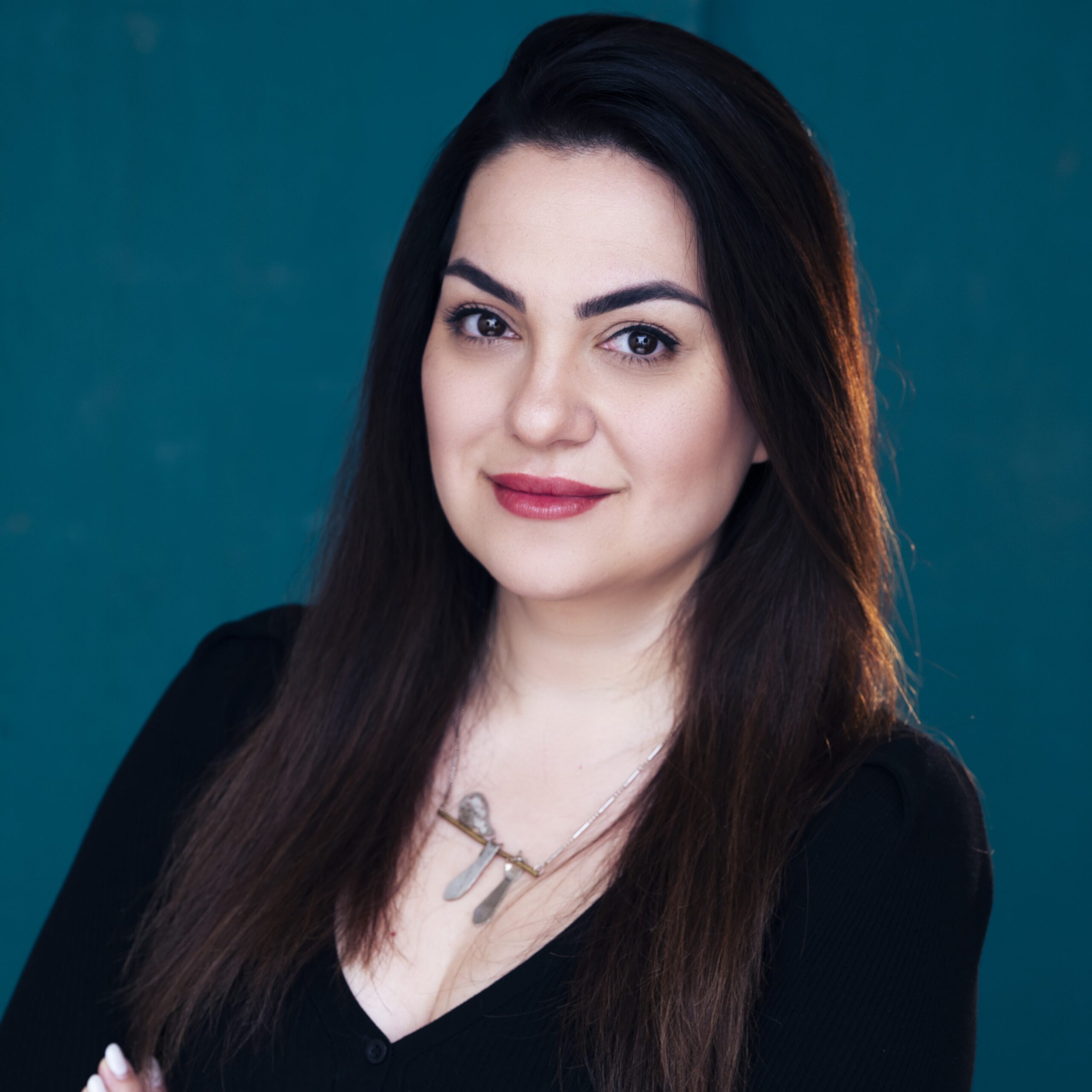 Afsaneh Aayani