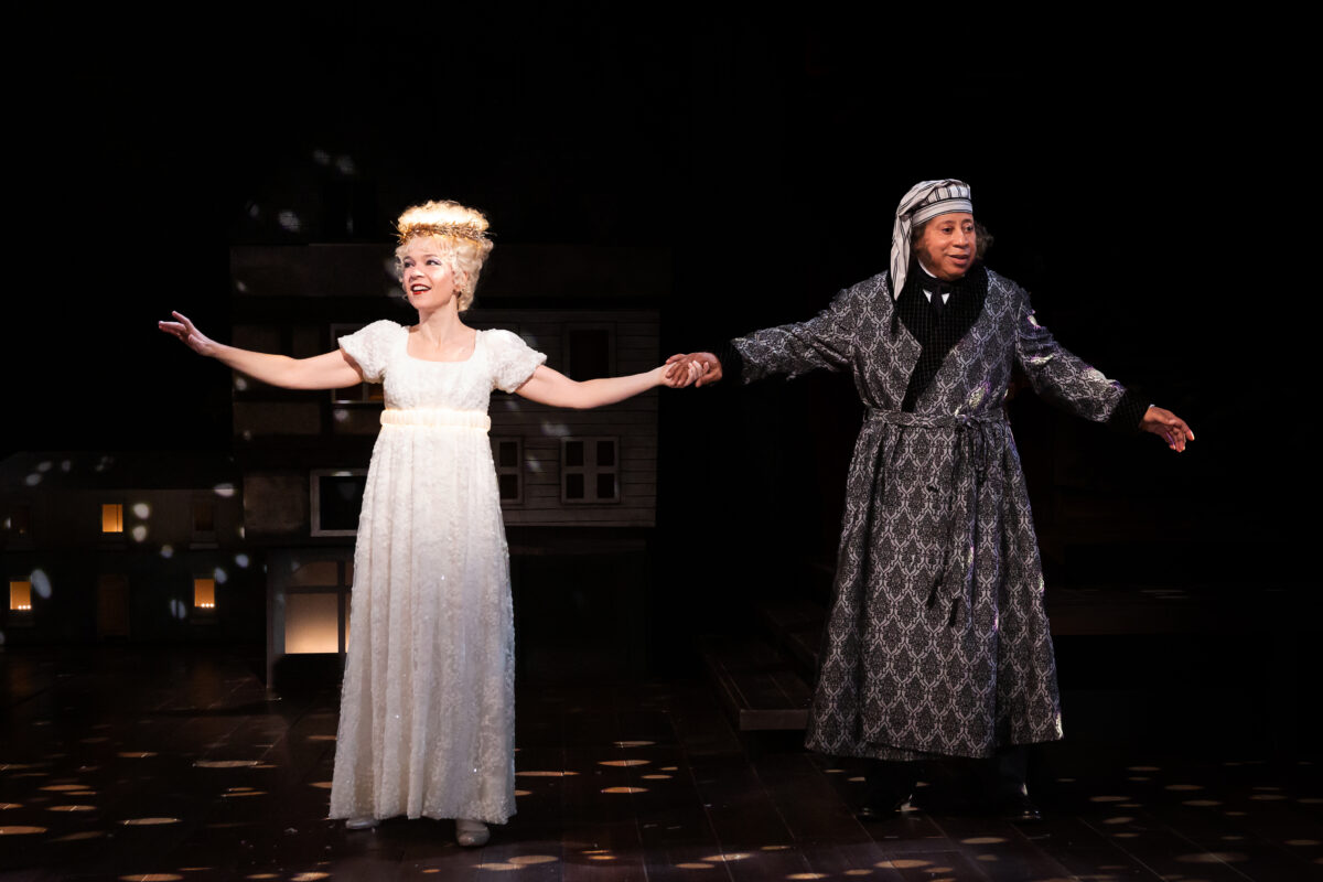 The Christmas Ghosts of A CHRISTMAS CAROL Alley Theatre